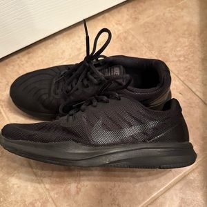 Women’s Nike training In Season TR7.